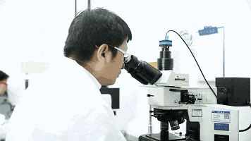 博士研发的身体乳“学霸”成分抹了！AG真人娱乐网址干到发痒？一群清华(图6)